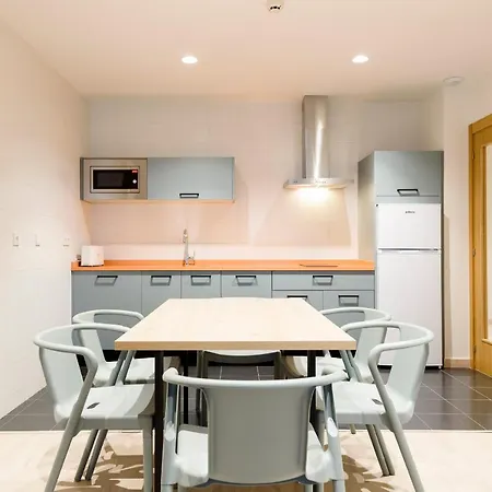 Salburua Aparthotel 3*